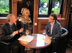 Christlich fernsehen: Beim TV-Interview: Michael Ragg und Dr. Alexander Kissler (2012) Christlich fernsehen: Beim TV-Interview: Michael Ragg und Dr. Alexander Kissler (2012)