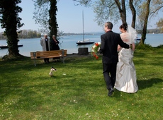 Aufgeräumt leben - Frühjahrsputz für Leib und Seele: Frühling auf Frauenchiemsee - wenn die Natur erwacht wollen wir Ordnung in unser Leben bringen Aufgeräumt leben - Frühjahrsputz für Leib und Seele: Frühling auf Frauenchiemsee - wenn die Natur erwacht wollen wir Ordnung in unser Leben bringen