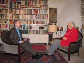 Christa Meves und Michael Ragg bei Aufzeichnung der Sondersendung zum 90. Geburtstag