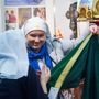 Schwestern der Hl. Elisabeth aus dem weirussischen Minsk an ihrem Devotionalienstand