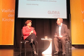 Kirchen-Messe GLORIA 2018: Schauspielerin Monika Baumgartner im Gesprch mit Michael Ragg
