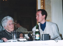 Gertrud Fussenegger und Michael Ragg (im Jahr 2000 im Knigssaal des Hotels Bayerischer Hof in Mnchen)