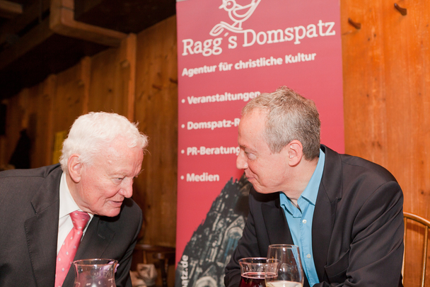 Prof. Dr. Arnulf Baring und Michael Ragg auf einer 'Domspatz-Soir�e' im Hotel Bayerischer Hof, M�nchen